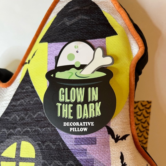 Tall Halloween Glow in the Dark Haunted House Pillow Cushion Ghosts Bats Windows - Picture 3 of 15